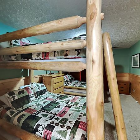Above The Clouds, 4 Bedrooms, Pool Access, Private, Gaming, Sleeps 16 Gatlinburg Buitenkant foto