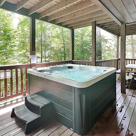 Above The Clouds, 4 Bedrooms, Pool Access, Private, Gaming, Sleeps 16 Gatlinburg Buitenkant foto