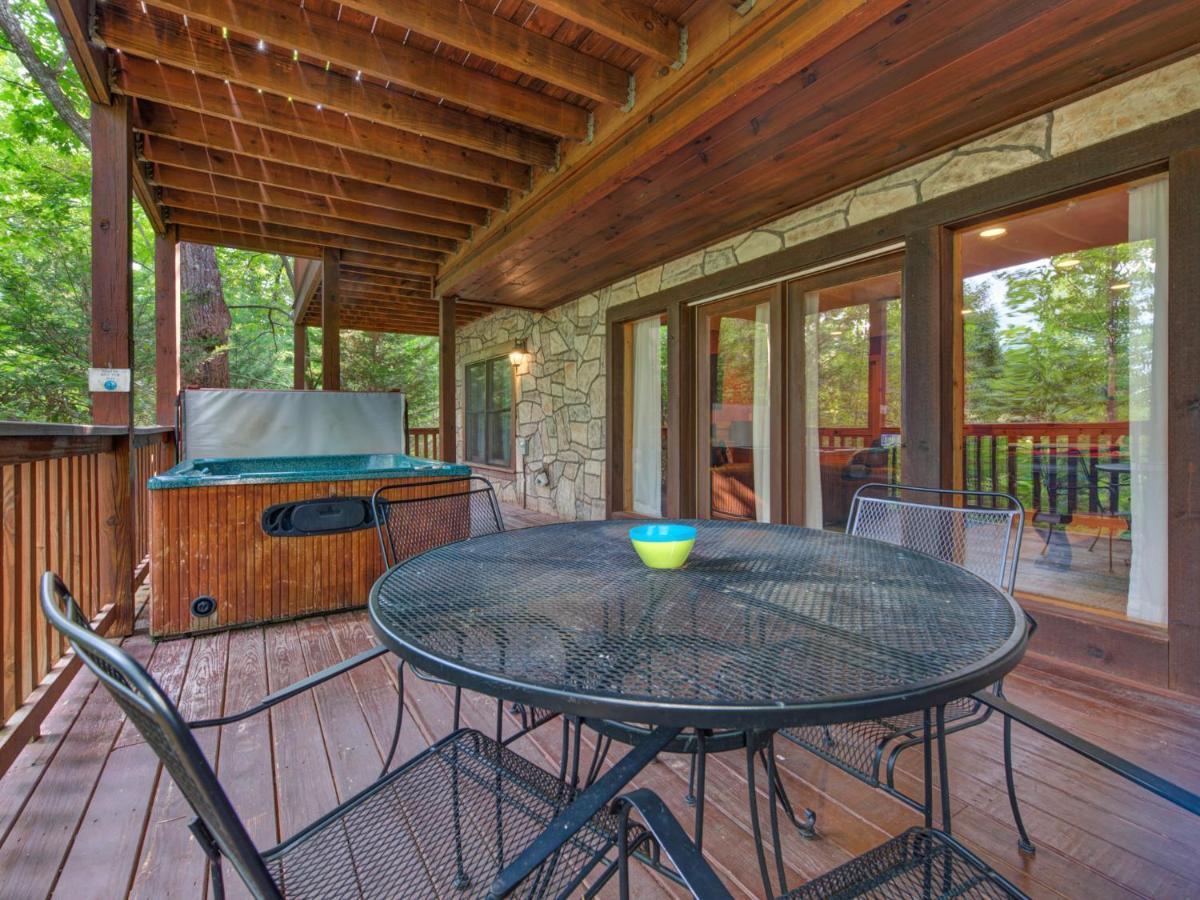 Above The Clouds, 4 Bedrooms, Pool Access, Private, Gaming, Sleeps 16 Gatlinburg Buitenkant foto