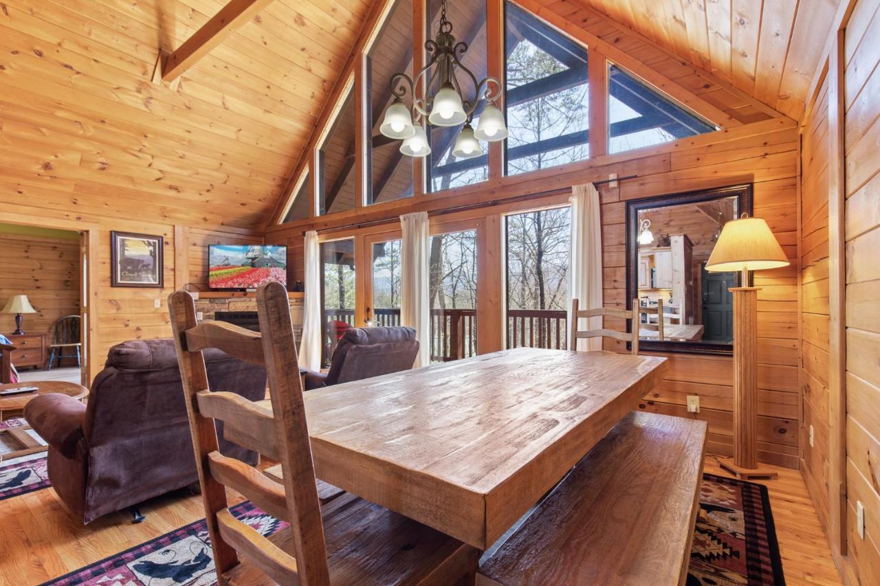Above The Clouds, 4 Bedrooms, Pool Access, Private, Gaming, Sleeps 16 Gatlinburg Buitenkant foto
