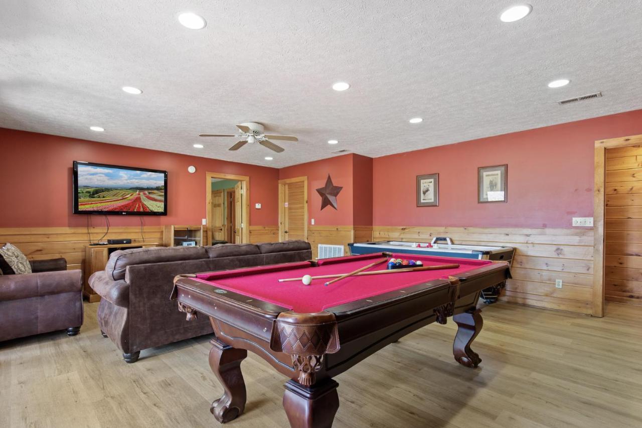 Above The Clouds, 4 Bedrooms, Pool Access, Private, Gaming, Sleeps 16 Gatlinburg Buitenkant foto