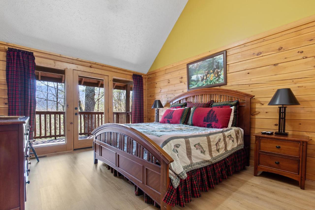 Above The Clouds, 4 Bedrooms, Pool Access, Private, Gaming, Sleeps 16 Gatlinburg Buitenkant foto