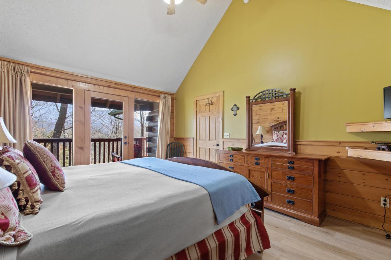 Above The Clouds, 4 Bedrooms, Pool Access, Private, Gaming, Sleeps 16 Gatlinburg Buitenkant foto