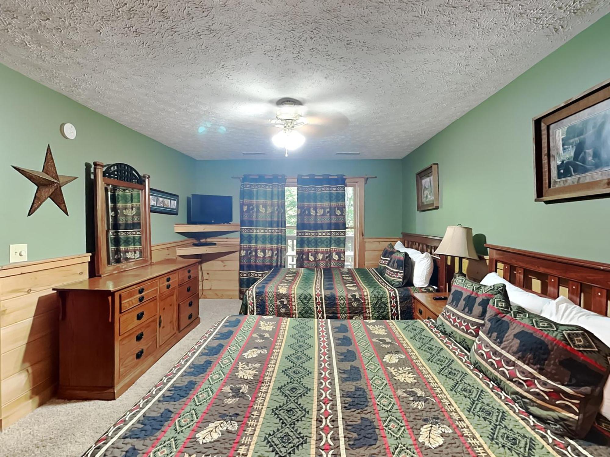 Above The Clouds, 4 Bedrooms, Pool Access, Private, Gaming, Sleeps 16 Gatlinburg Buitenkant foto